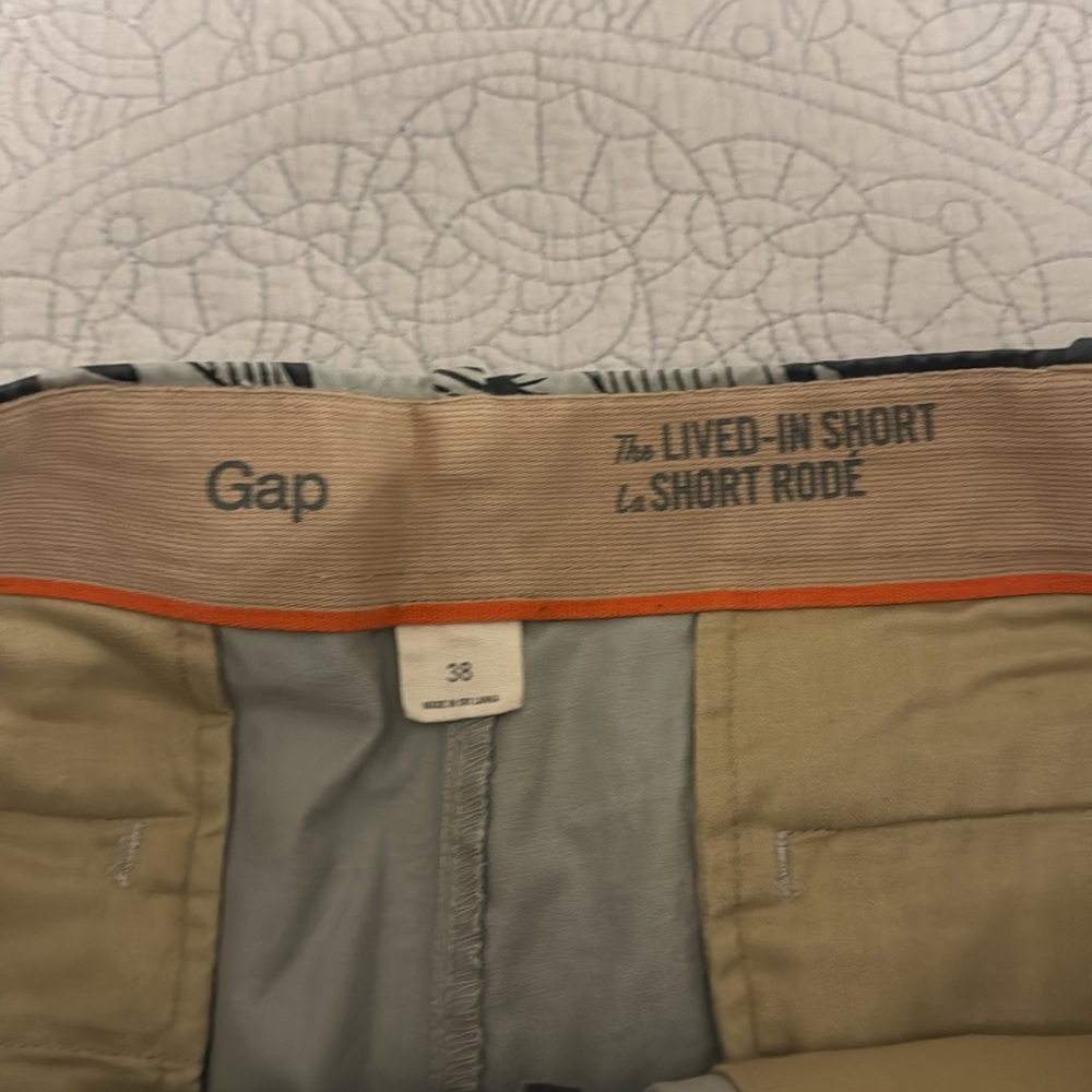 Shorts - Picture 5 of 6